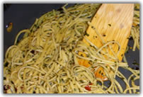 spaghetti with garlic and oil